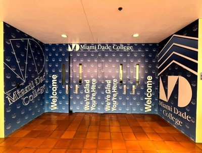 Custom Barricades Photo